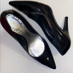 professional black pointed heels